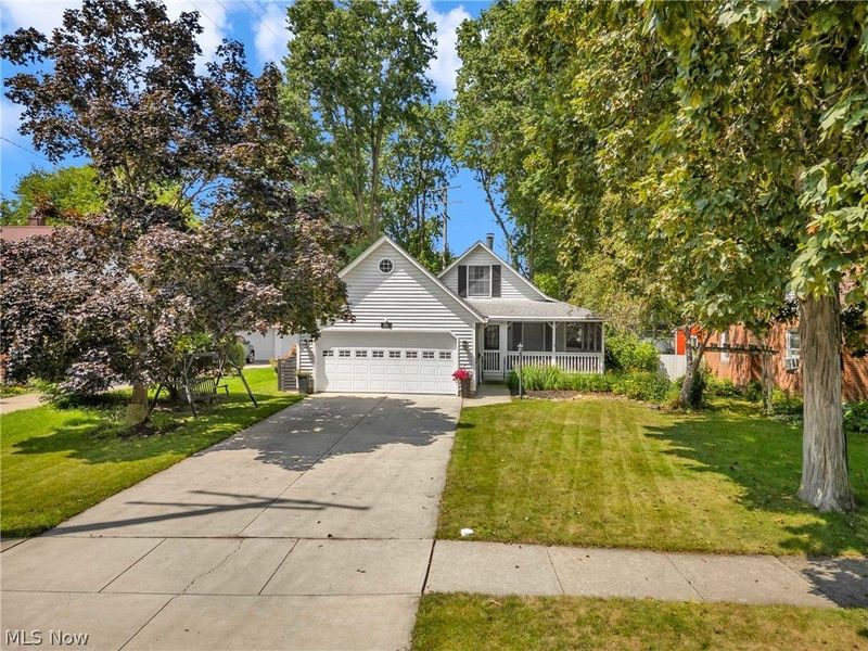 360 Huntmere Drive, Bay Village, OH 44140 Photo 6