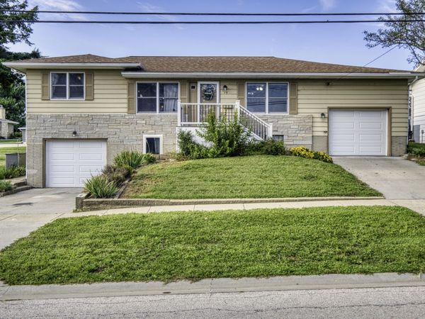 919 3rd Avenue , Fulton, IL 61252