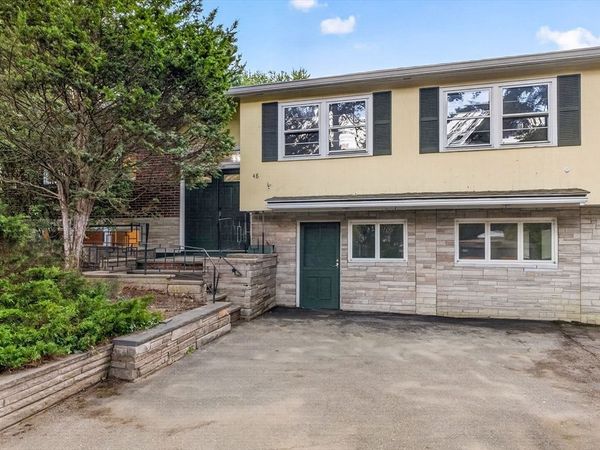 48 Oxford Rd, Westwood, MA 02090