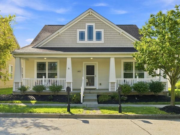 4620 Snowy Meadow Drive , Grove City, OH 43123