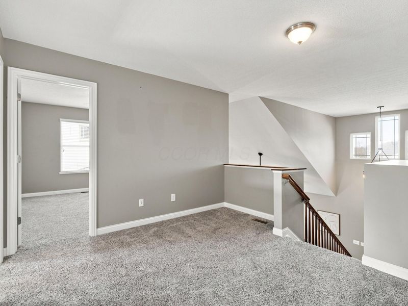 4620 Snowy Meadow Drive, Grove City, OH 43123 Photo 31