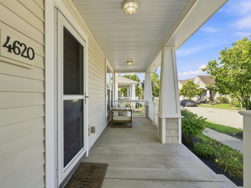 4620 Snowy Meadow Drive, Grove City, OH 43123 Photo 4
