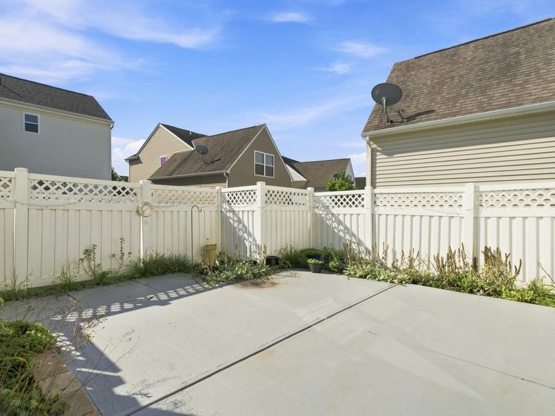 4620 Snowy Meadow Drive, Grove City, OH 43123 Photo 45