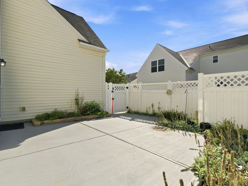 4620 Snowy Meadow Drive, Grove City, OH 43123 Photo 46