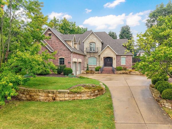 5806 S Brightwater Trail , Springfield, MO 65810