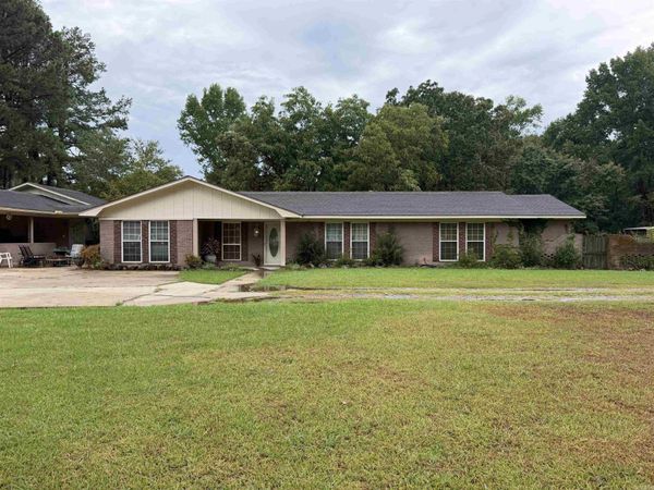 210 Monk Road , White Hall, AR 71602