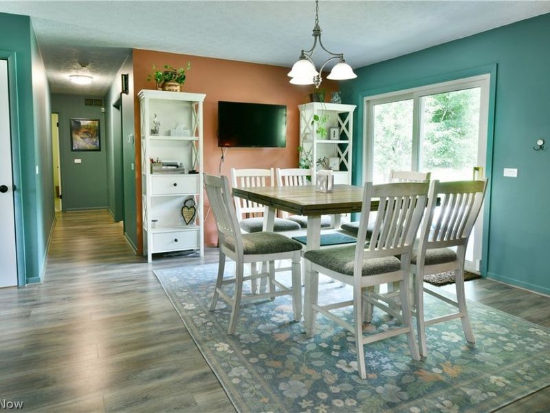 907 Center Street E, Warren, OH 44481 Photo 10