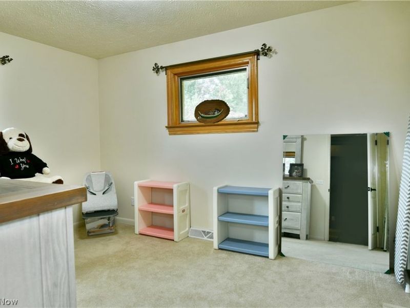 907 Center Street E, Warren, OH 44481 Photo 26