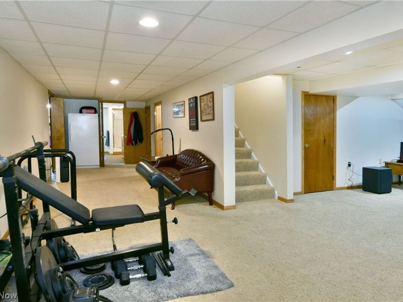 907 Center Street E, Warren, OH 44481 Photo 38