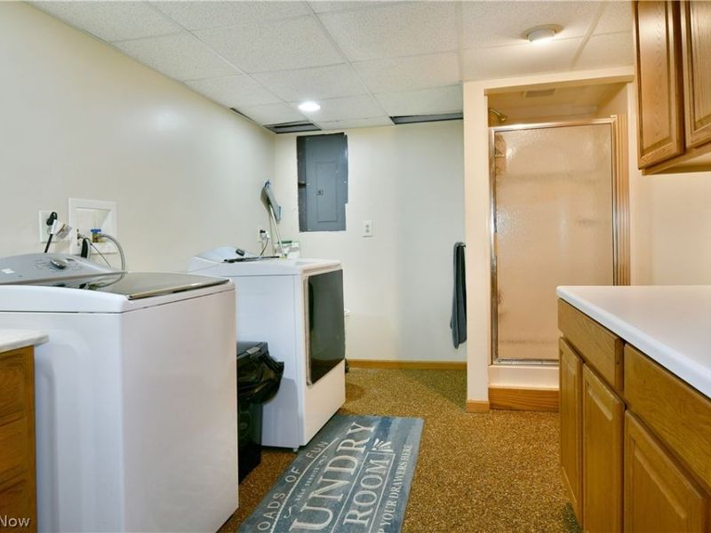 907 Center Street E, Warren, OH 44481 Photo 42