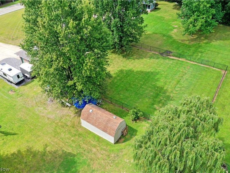907 Center Street E, Warren, OH 44481 Photo 47