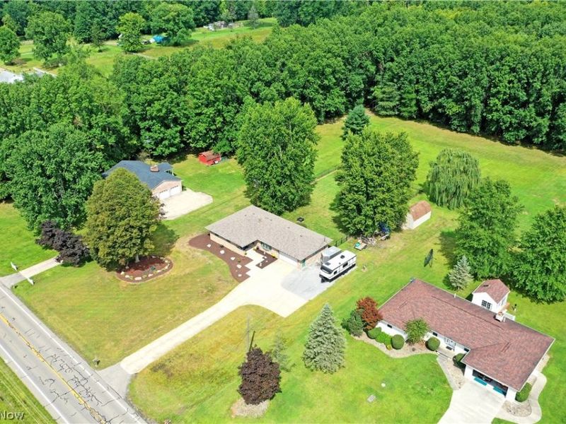 907 Center Street E, Warren, OH 44481 Photo 49