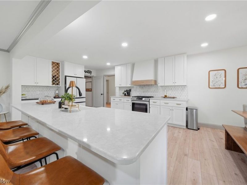 8201 Kellydale Street NW, Massillon, OH 44646 Photo 8