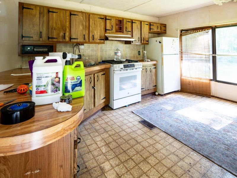 4425 N St Rt 101, Tiffin, OH 44883 Photo 7