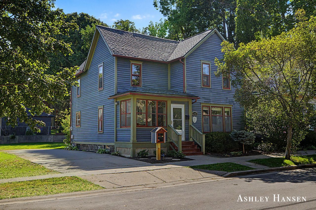 340 Prospect Avenue Se, Grand Rapids, MI 49503 Main Photo