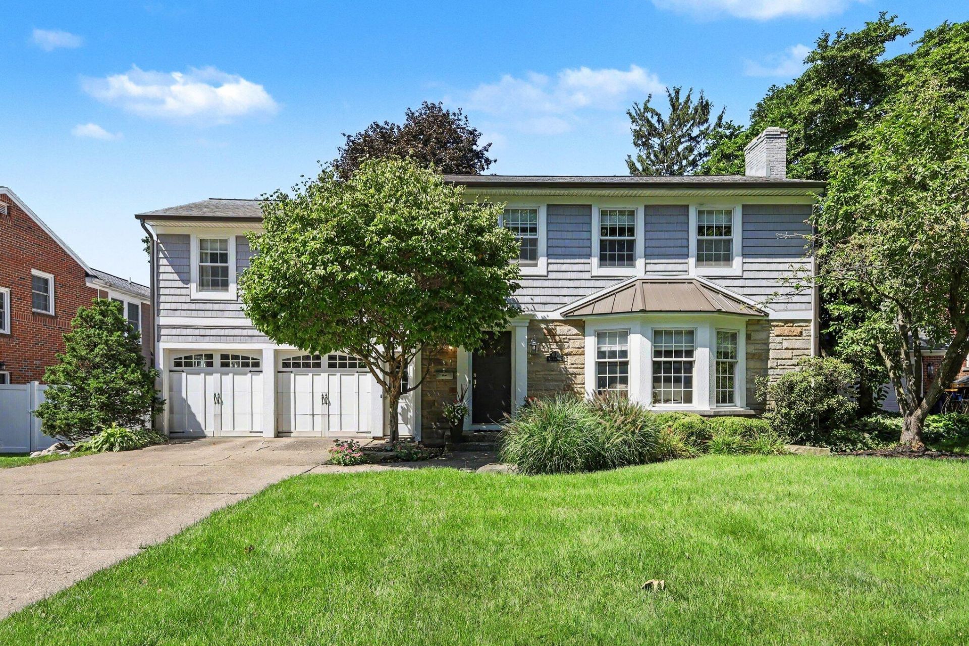 955 San Jose Drive Se, East Grand Rapids, MI 49506 Main Photo