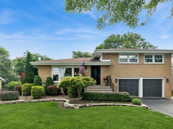 117 Linden Drive , Frankfort, IL 60423