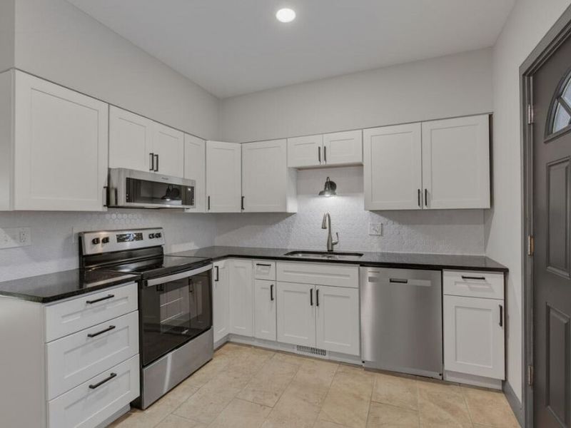 1706 Holman Avenue, Covington, KY 41011 Photo 7