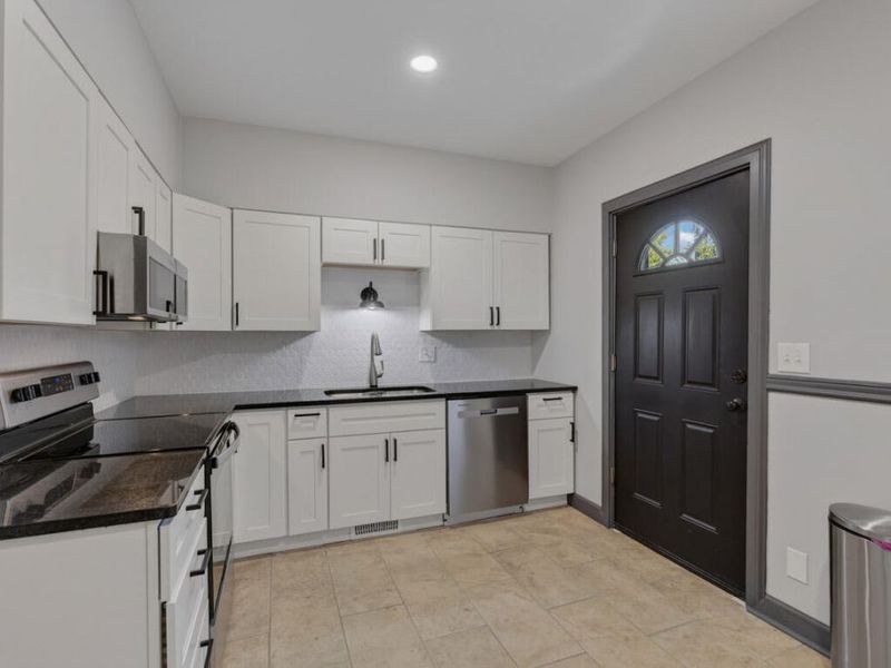 1706 Holman Avenue, Covington, KY 41011 Photo 8