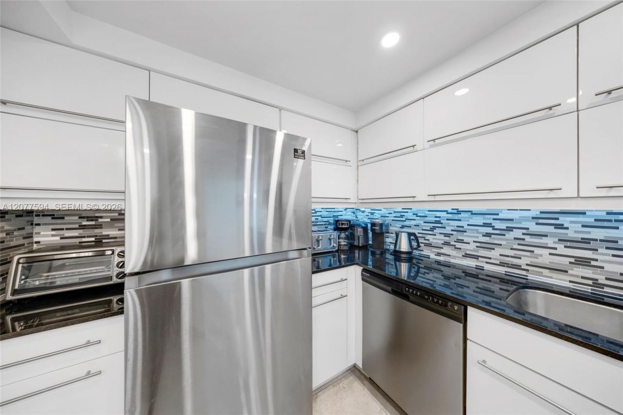 3901 S Ocean Dr, Unit 9J, Hollywood, FL 33019 Photo