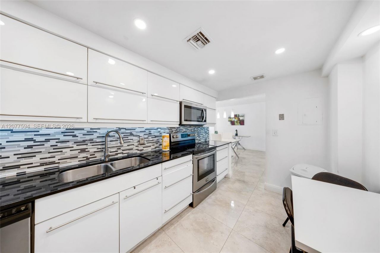 3901 S Ocean Dr, Unit 9J, Hollywood, FL 33019 Photo
