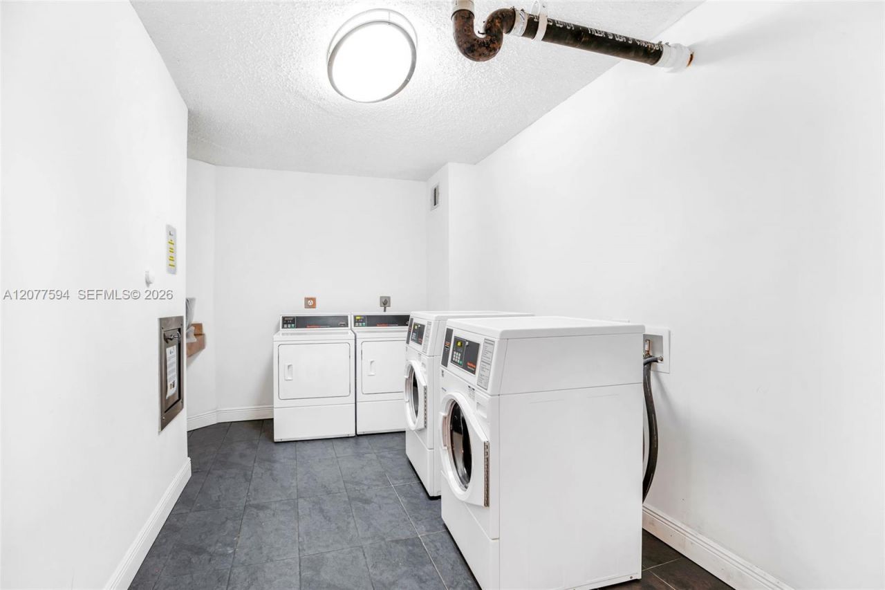 3901 S Ocean Dr, Unit 9J, Hollywood, FL 33019 Photo
