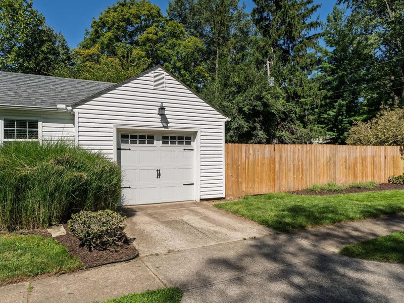 318 Kenbrook Drive, Worthington, OH 43085 Photo 39