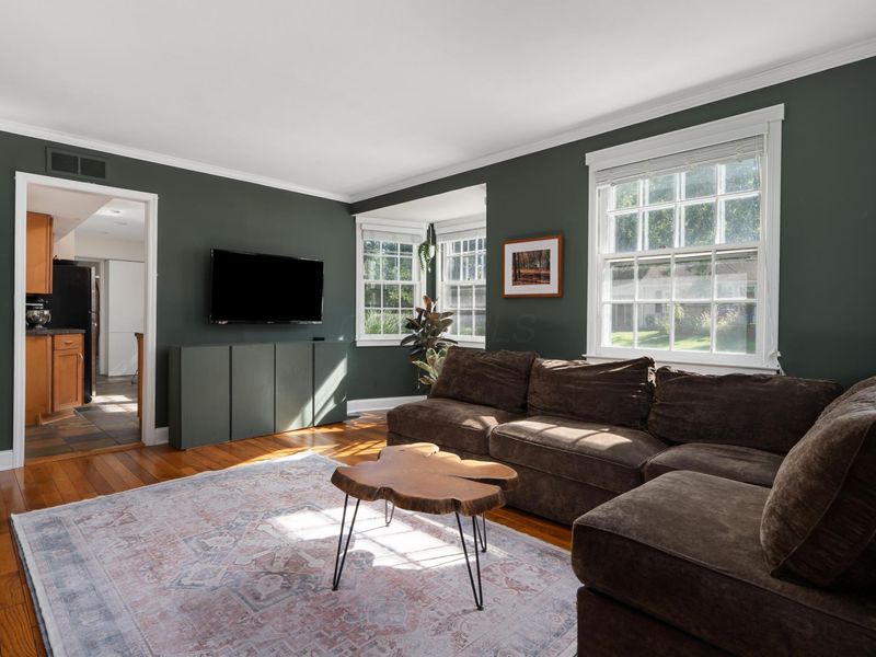 318 Kenbrook Drive, Worthington, OH 43085 Photo 5