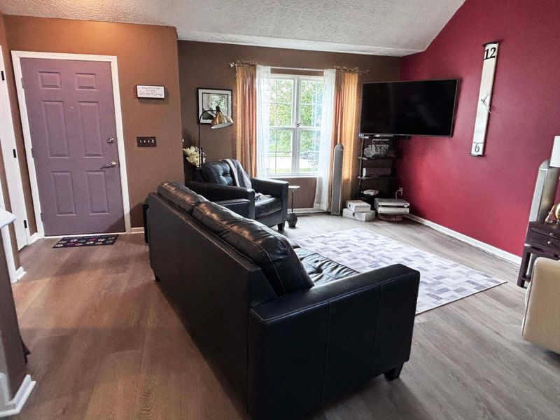 1308 Four Star Drive E, Galloway, OH 43119 Photo 6