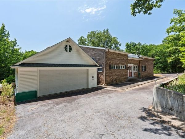 846 E Rumpus Ridge , Mountainburg, AR 72946