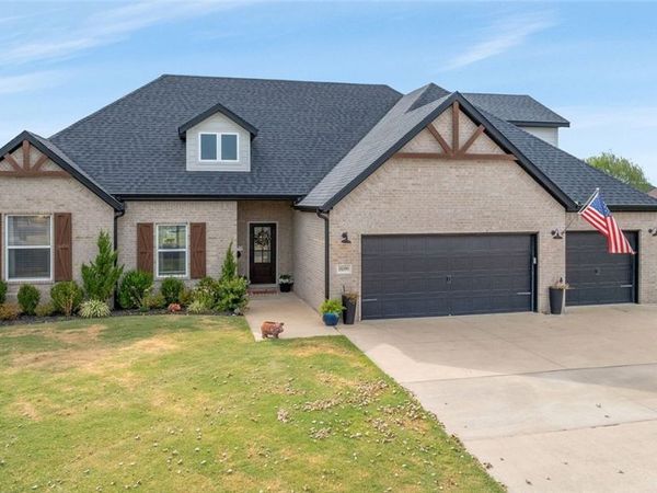 18399 Phelps Circle , Fayetteville, AR 72704