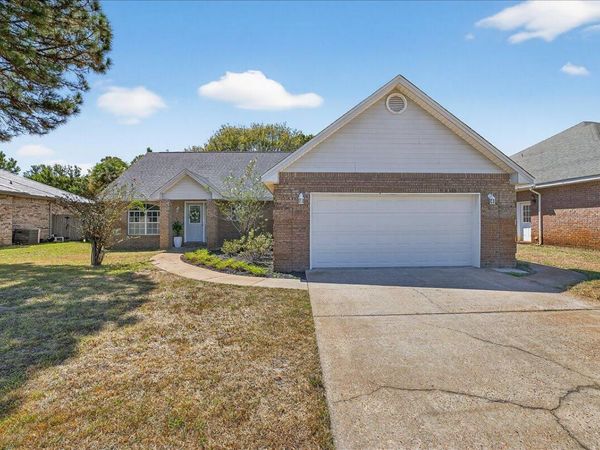 3816 Indigo Circle, Destin, FL 32541