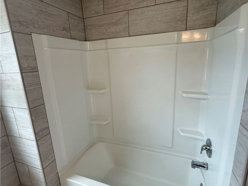 2520 Flintridge Drive , Unit 6, Austintown, OH 44515 Photo 10