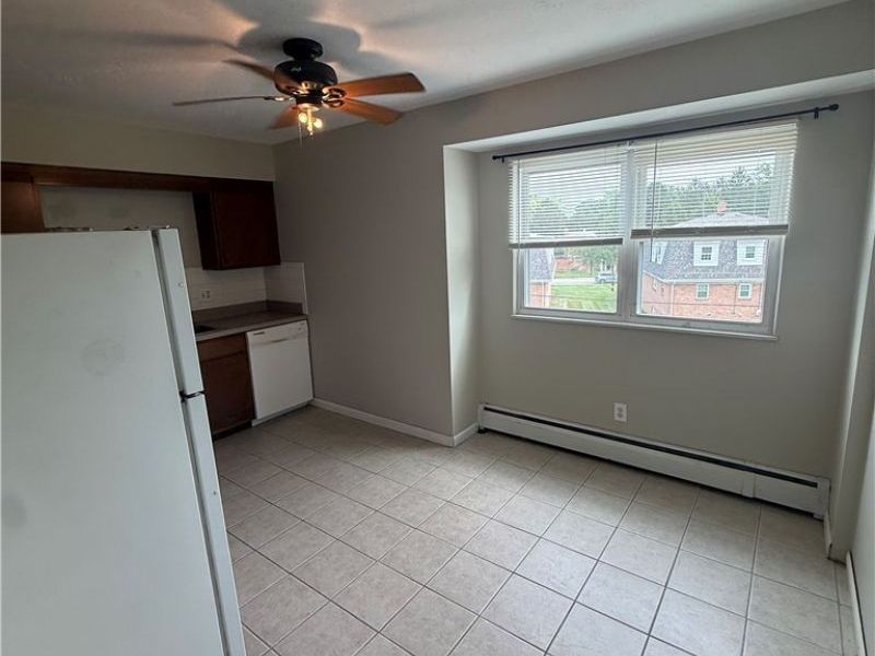 2520 Flintridge Drive , Unit 6, Austintown, OH 44515 Photo 5