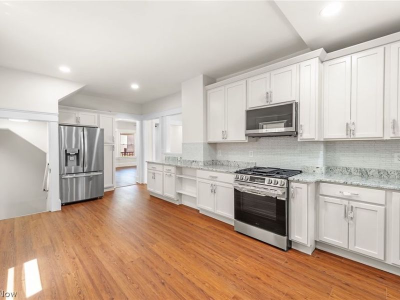 2165 W 95th Street, Cleveland, OH 44102 Photo 15