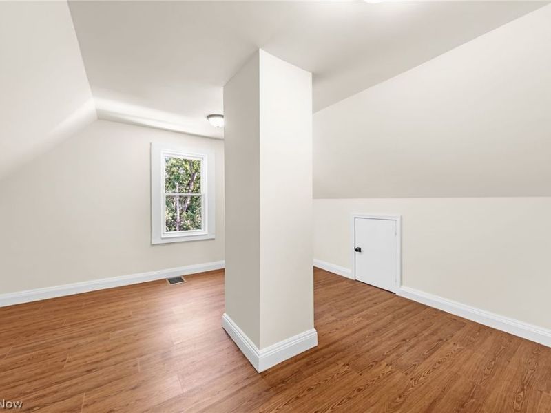 2165 W 95th Street, Cleveland, OH 44102 Photo 33