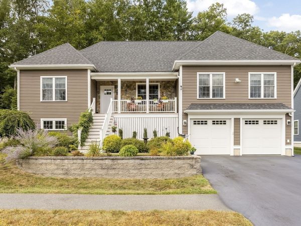 8 Willowdale Cir, Unit 8, Ipswich, MA 01938