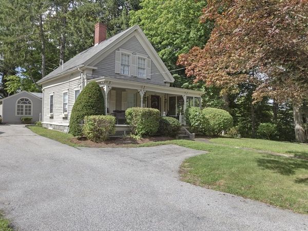156 Main St, Douglas, MA 01516