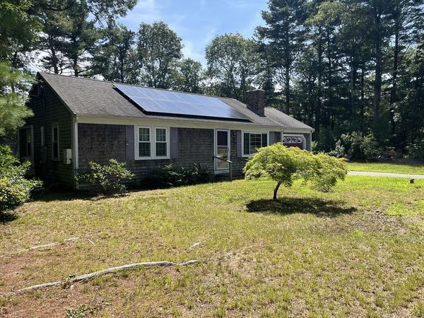 110 Goff Ter, Barnstable, MA 02632