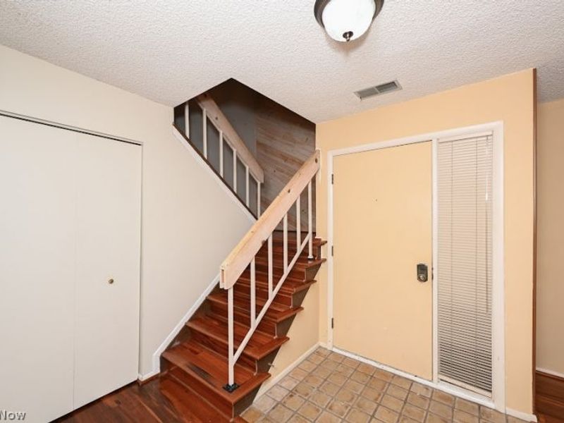 879 Hampton Ridge Drive , Akron, OH 44313 Photo 15