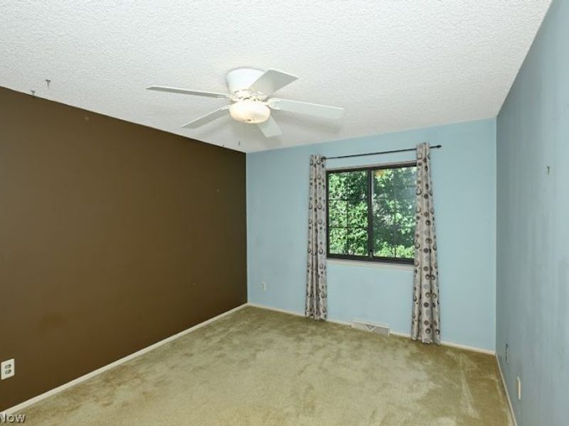 879 Hampton Ridge Drive , Akron, OH 44313 Photo 21