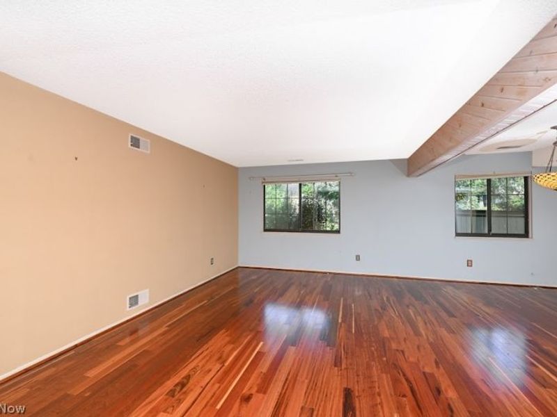 879 Hampton Ridge Drive , Akron, OH 44313 Photo 7