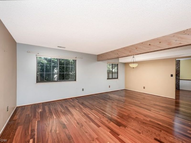 879 Hampton Ridge Drive , Akron, OH 44313 Photo 8