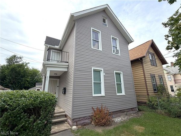3230 W 31st Street , Cleveland, OH 44109