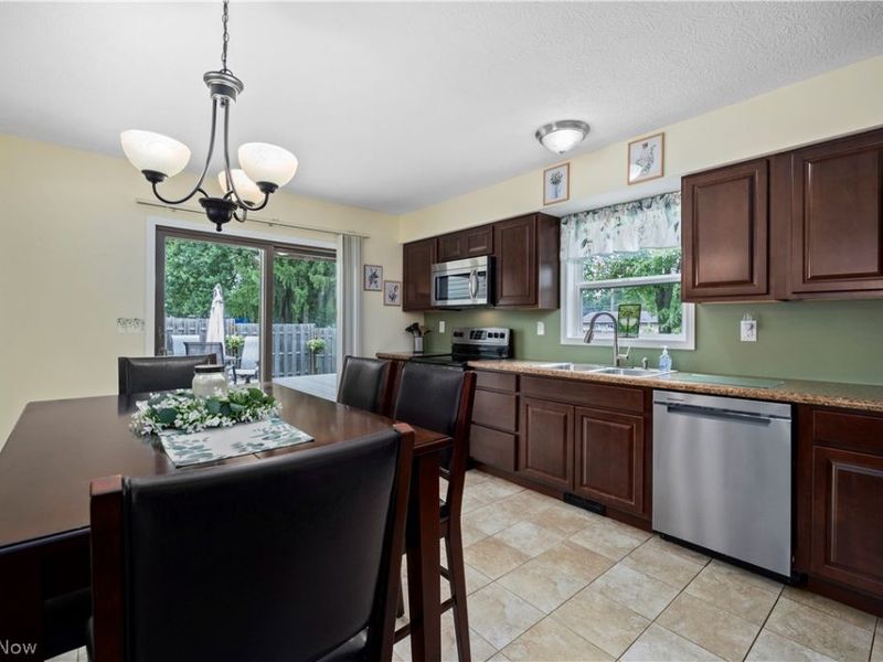 4700 Idleview Drive, Vermilion, OH 44089 Photo 12