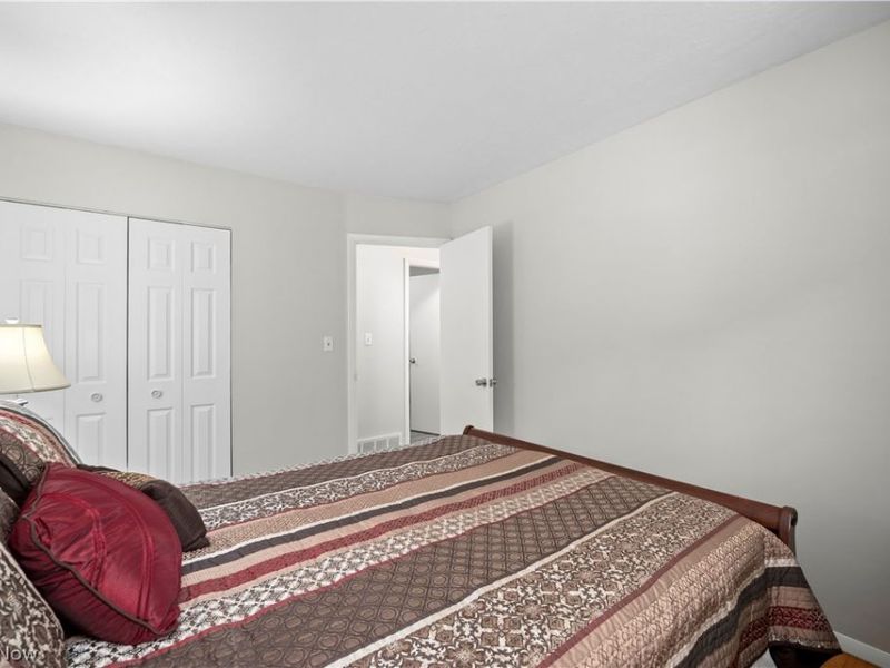 4700 Idleview Drive, Vermilion, OH 44089 Photo 23