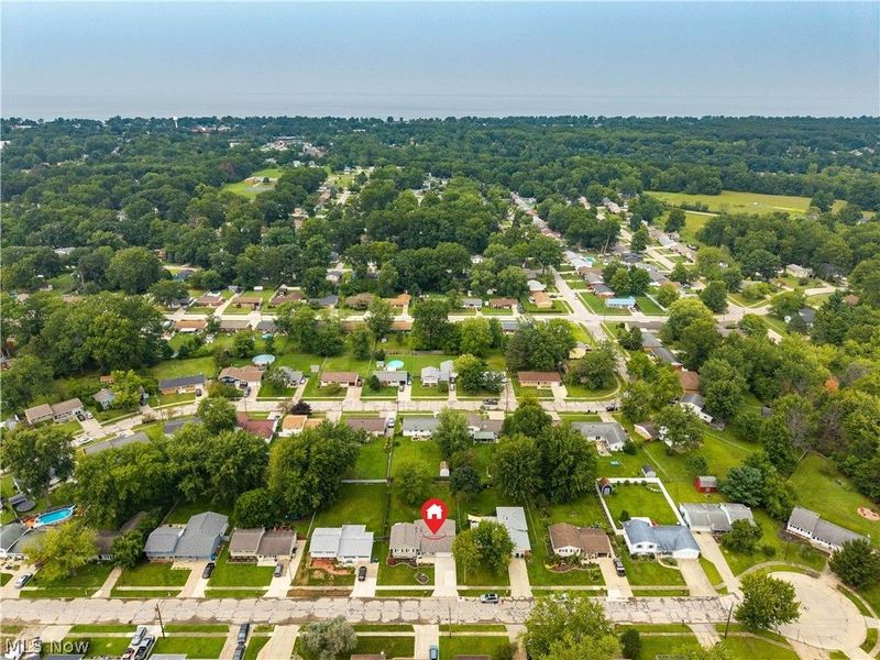 4700 Idleview Drive, Vermilion, OH 44089 Photo 3