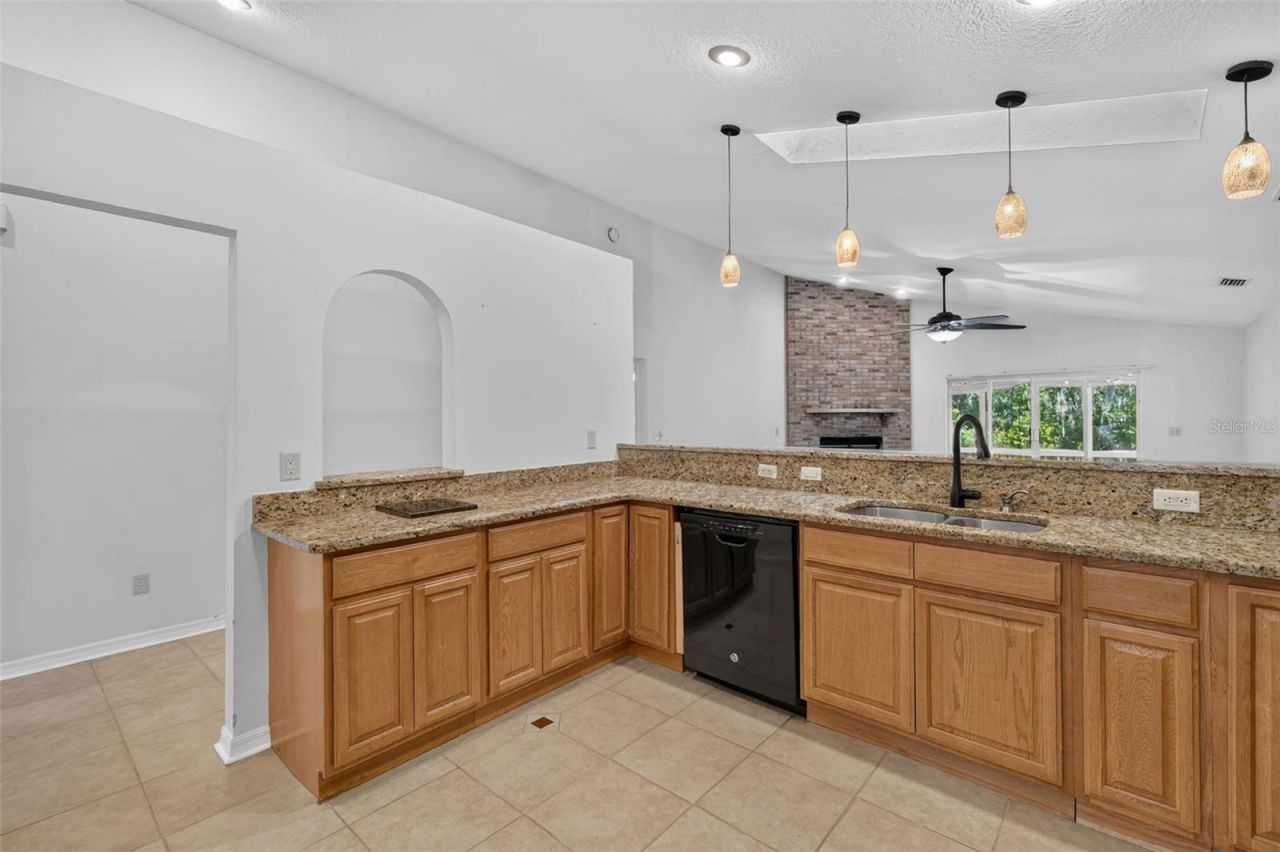 37130 County Road 439, Eustis, FL 32736 Photo