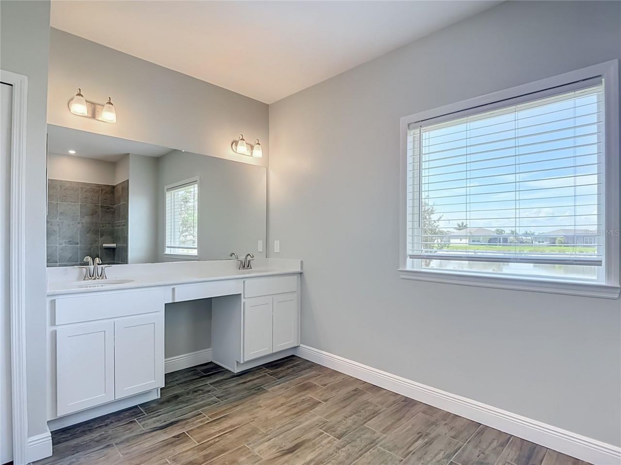 8792 Cascade Price Circle, North Fort Myers, FL 33917 Photo