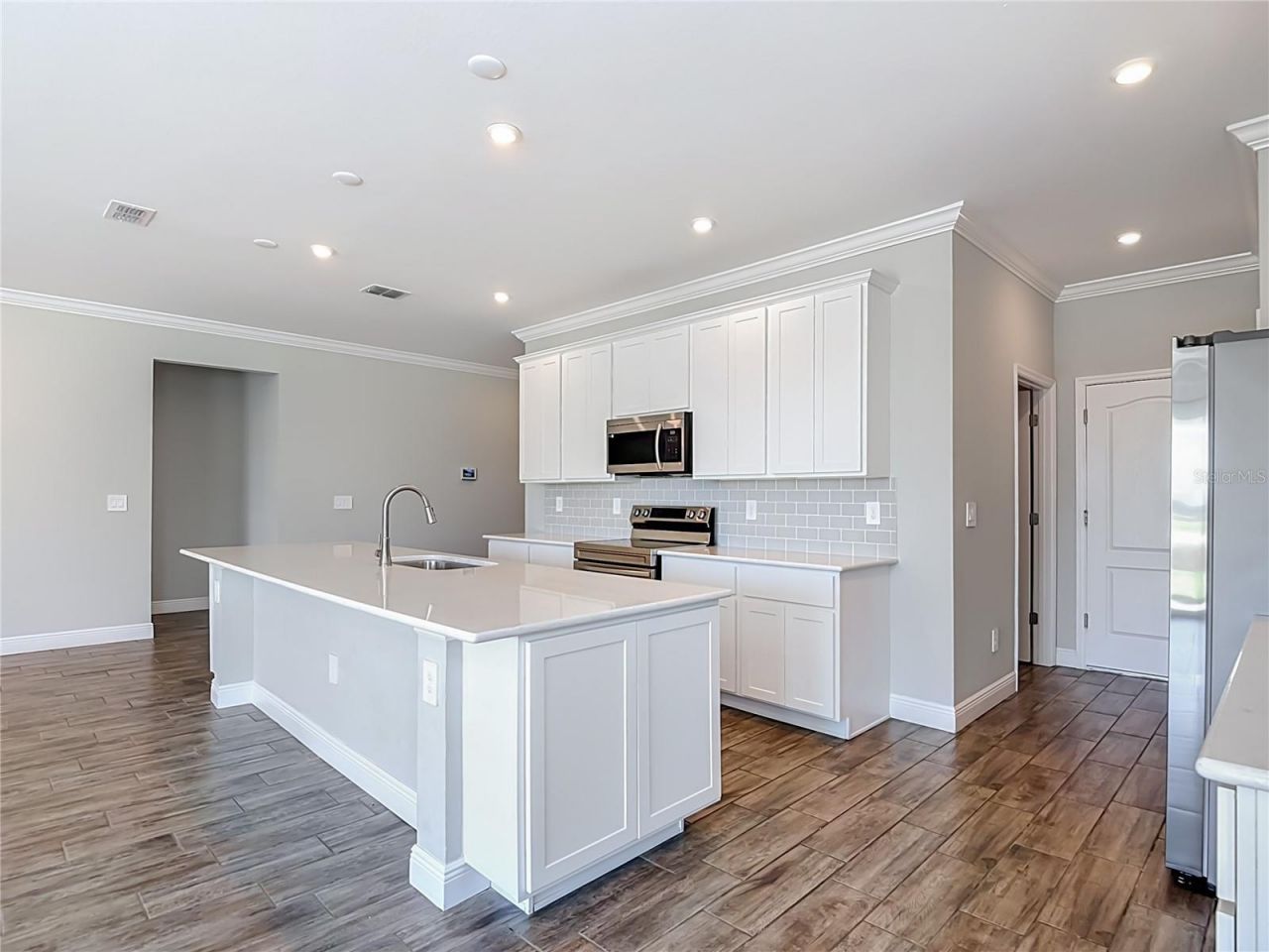 8792 Cascade Price Circle, North Fort Myers, FL 33917 Photo